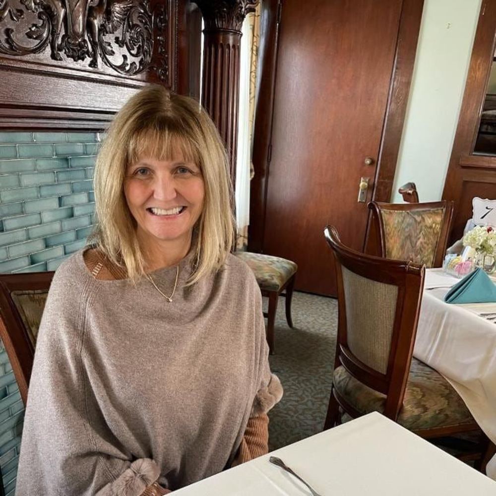 Meet your Posher, Cheri